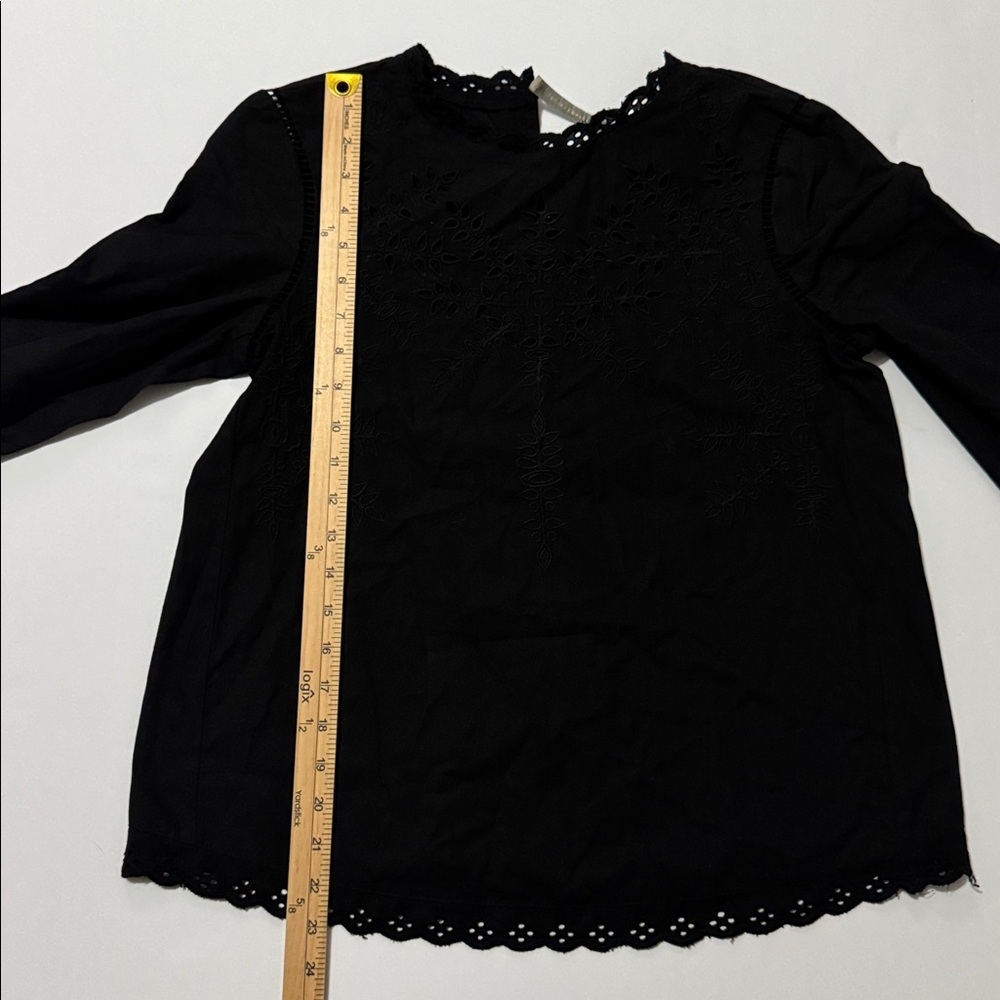 NWT- Women's LC Lauren Conrad black Embroidered Poplin Top size small - Picture 10 of 11